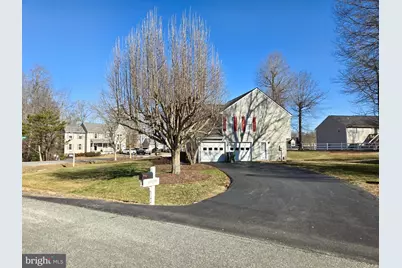 10129 Sharon Springs Drive, Fredericksburg, VA 22408 - Photo 3