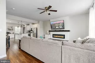 9712 Cedarmass Cir, Fredericksburg, VA 22408 - Photo 11