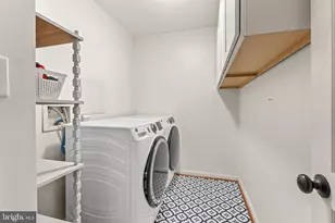 10111 Oat Lands Pl, Fredericksburg, VA 22408 - Photo 17