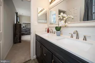 6808 Robnel Ct, Fredericksburg, VA 22407 - Photo 5