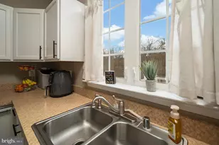 6808 Robnel Ct, Fredericksburg, VA 22407 - Photo 25