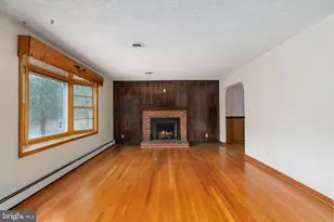 8710 Thornton Rolling Rd, Fredericksburg, VA 22408 - Photo 5