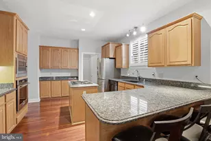 6909 Tower of London Dr, Fredericksburg, VA 22407 - Photo 11