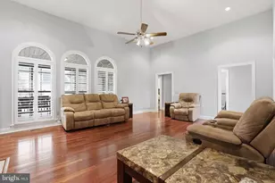 6909 Tower of London Dr, Fredericksburg, VA 22407 - Photo 7