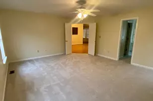 9504 S S Royal Crest Ct, Fredericksburg, VA 22408 - Photo 13