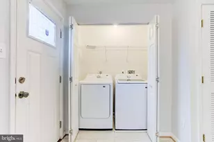 4014 Fountain Bridge Ct, Fredericksburg, VA 22408 - Photo 5