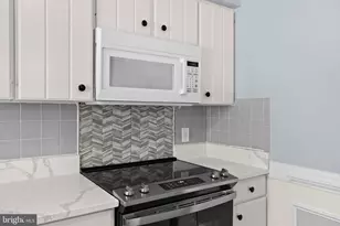 114 Hamilton St, Fredericksburg, VA 22408 - Photo 5