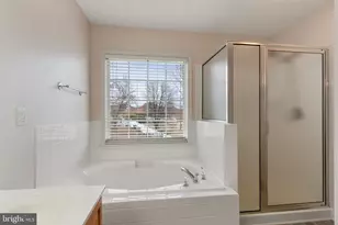 6910 Governors Grant Ln, Fredericksburg, VA 22407 - Photo 29