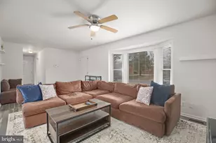 121 Gallimore Dr, Fredericksburg, VA 22407 - Photo 9