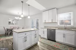 121 Gallimore Dr, Fredericksburg, VA 22407 - Photo 5