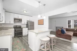 121 Gallimore Dr, Fredericksburg, VA 22407 - Photo 11