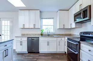 121 Gallimore Dr, Fredericksburg, VA 22407 - Photo 15