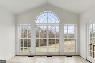 9613 Laurel Oak Dr, Fredericksburg, VA 22407 - Photo 3