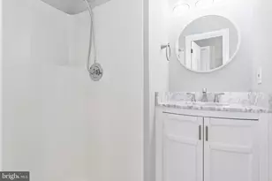 1445 Heatherstone Dr, Fredericksburg, VA 22407 - Photo 17