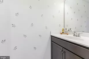 9527 Hillcrest Dr, Fredericksburg, VA 22407 - Photo 15