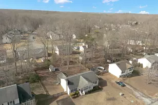 10514 Westfield Ln, Spotsylvania, VA 22553 - Photo 5