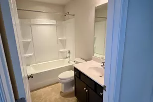 12105 Bowling Farm Ct, Fredericksburg, VA 22407 - Photo 11