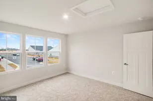 8901 Blackthorne Pl, Fredericksburg, VA 22408 - Photo 13