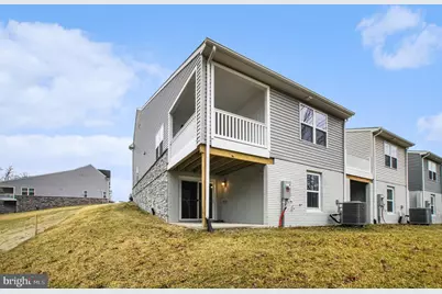 8901 Blackthorne Place, Fredericksburg, VA 22408 - Photo 23