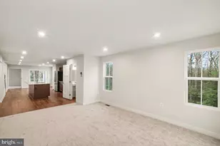 8901 Blackthorne Pl, Fredericksburg, VA 22408 - Photo 3