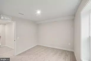 8901 Blackthorne Pl, Fredericksburg, VA 22408 - Photo 19