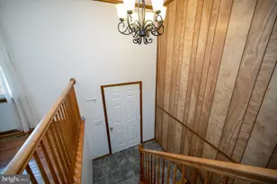 713 Shamrock Dr, Fredericksburg, VA 22407 - Photo 17