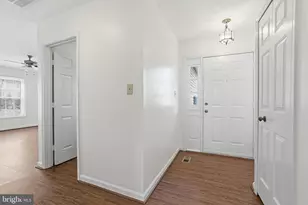 11306 Regal Ct, Fredericksburg, VA 22407 - Photo 5