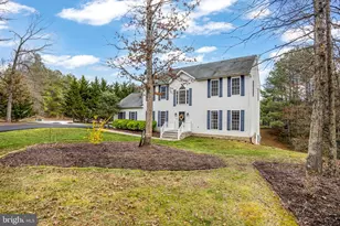4318 Bridlepath Ct, Fredericksburg, VA 22408 - Photo 3