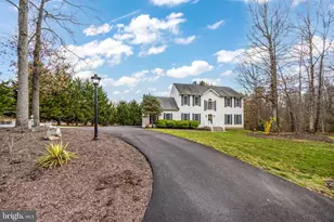 4318 Bridlepath Ct, Fredericksburg, VA 22408 - Photo 3