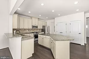 10420 Napoleon St, Fredericksburg, VA 22408 - Photo 15