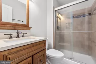 433 Albany St, Fredericksburg, VA 22407 - Photo 13