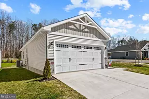 7009 Haskell Ct, Fredericksburg, VA 22407 - Photo 3