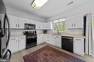 6937 Versaille Dr, Fredericksburg, VA 22407 - Photo 7