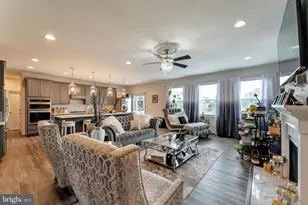 11726 Robin Woods Cir, Spotsylvania, VA 22551 - Photo 7