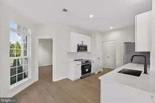 5806 Spring Arbor Ln, Fredericksburg, VA 22407 - Photo 9