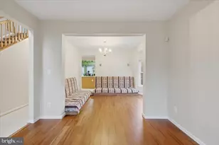 6914 S Dewey Ct, Fredericksburg, VA 22407 - Photo 9