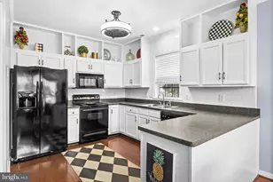 6618 Twin Cedars Ct, Fredericksburg, VA 22407 - Photo 3