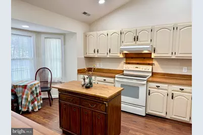 11220 Westhampton Court, Fredericksburg, VA 22407 - Photo 7