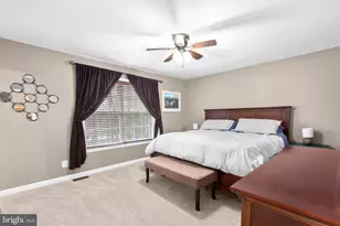 11109 Surry Woods Ct, Fredericksburg, VA 22407 - Photo 13