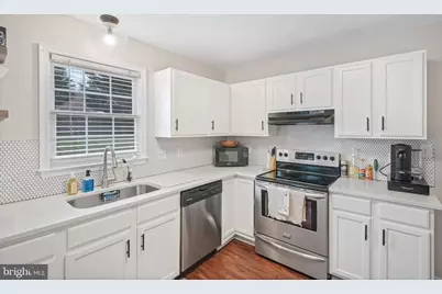 4410 Caven Court N, Fredericksburg, VA 22408 - Photo 9