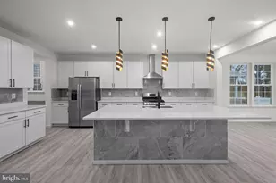 11520 Bluestem Wy, Fredericksburg, VA 22407 - Photo 9