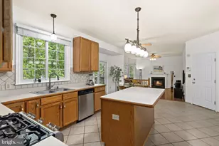 13004 Crested Ct, Fredericksburg, VA 22408 - Photo 17