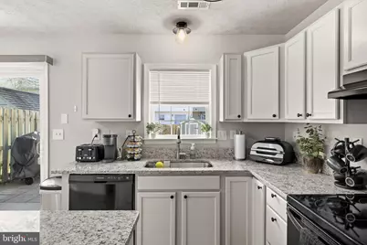 10612 Boxmeer Court, Fredericksburg, VA 22408 - Photo 11