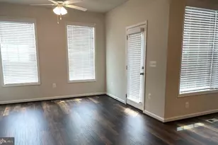 12113 Bowling Farm Ct, Fredericksburg, VA 22407 - Photo 5