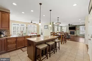 10502 Turning Leaf Ln, Spotsylvania, VA 22551 - Photo 17