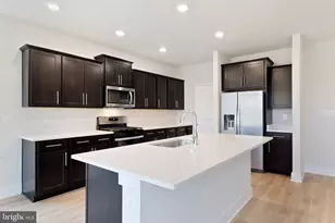 11505 Chalmers Ln, Fredericksburg, VA 22407 - Photo 19