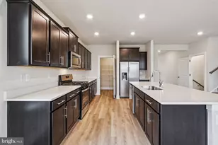 11505 Chalmers Ln, Fredericksburg, VA 22407 - Photo 13