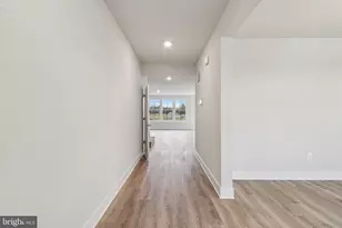 11505 Chalmers Ln, Fredericksburg, VA 22407 - Photo 9