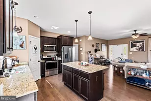 6010 Harts Run, Spotsylvania, VA 22551 - Photo 7