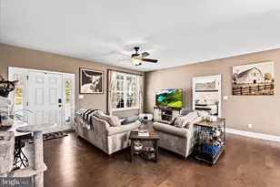 6010 Harts Run, Spotsylvania, VA 22551 - Photo 5